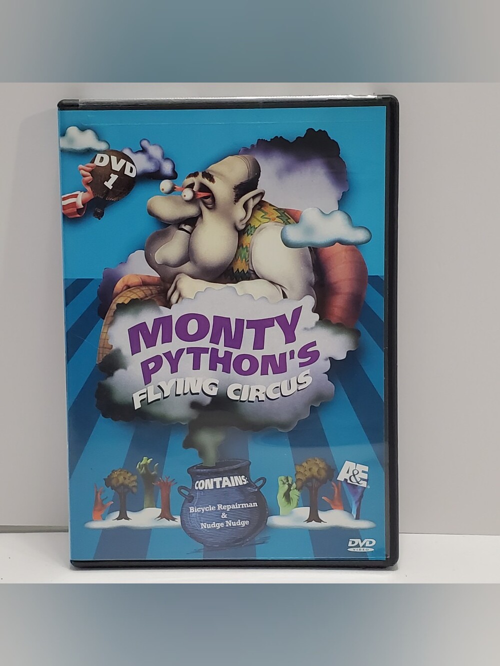 Monty Python's Flying Circus DVD Season 1 Episodes 1,2 &3 Nudge Nudge